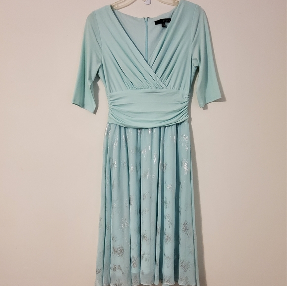 Signature by Sangria Dresses & Skirts - Sangria Stretch Mint Green Surplice Fit & Flare Dress Size 4